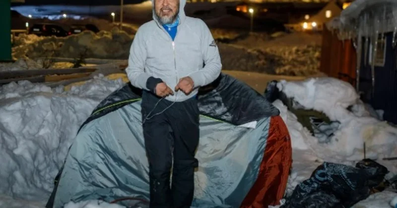 Гренландец выбирает гражданство США, чтобы выйти из нищеты Minval Politika