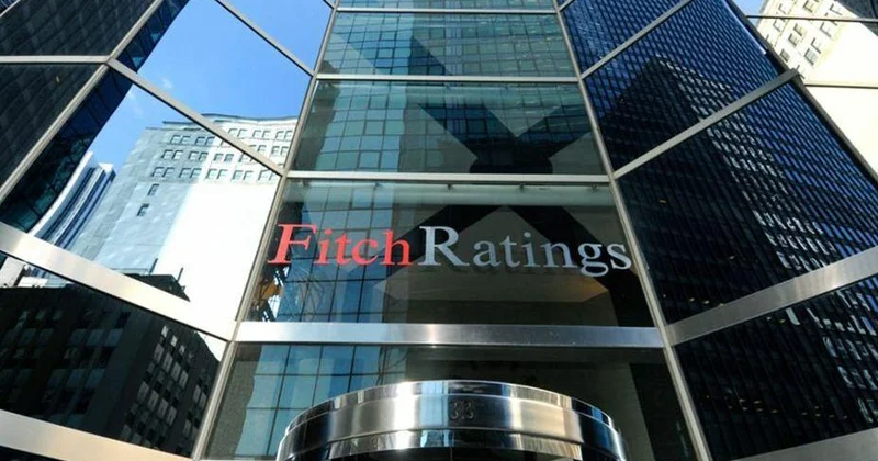 Fitch предсказал перенасыщенность нефтяного рынка в 2026 году