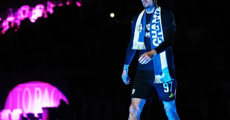 “Qarabağ”ın qapıçısı Buntiç mümkün gedişlə bağlı şayiələri şərh edib