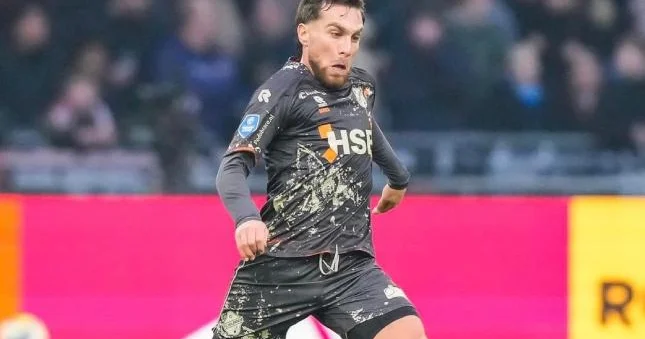 Millimizin üzvü Ayaks a qarşı oynadı