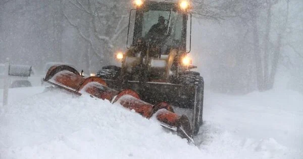 ABŞ da qar fırtınası: 132 min ev işıqsız qalıb, ölənlər var