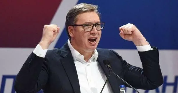 Qərb dünyası parçalanır: beləsi olmamışdı Vuçiç