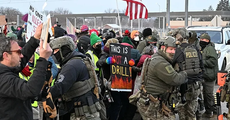 Гвардейцы Миннесоты против федералов Трампа