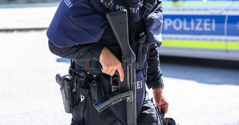 Bild: Из за стрельбы в многоквартирном доме в центре Берлина ранены пять человек