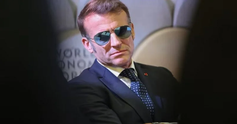 Makron Fransada 15 yaşdan aşağılar üçün sosial media, mobil telefon qadağasını sürətləndirmək istəyir