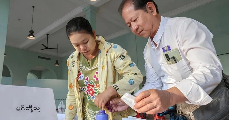 Myanmadа ümumi seçkilərin son turu keçirilir