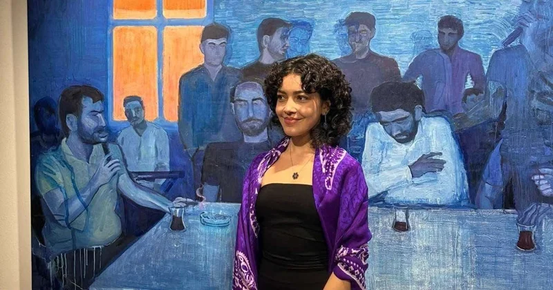 19 yaşlı rəssam Ülviyyə İman meyxananı Londona apardı FOTO