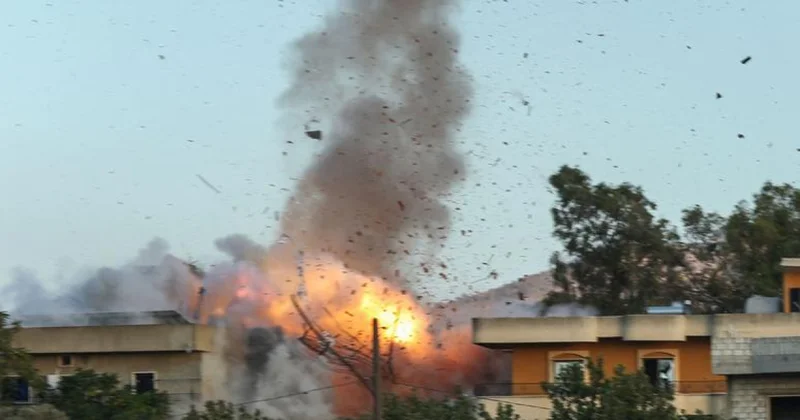 Израиль бомбит Ливан: уничтожает объекты Хезболлы видео