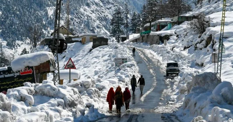 Pakistanda qar və leysan yağışları nəticəsində beş nəfər həlak olub