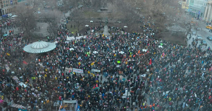NBC: на улицах Миннеаполиса возводят баррикады против иммиграционной полиции