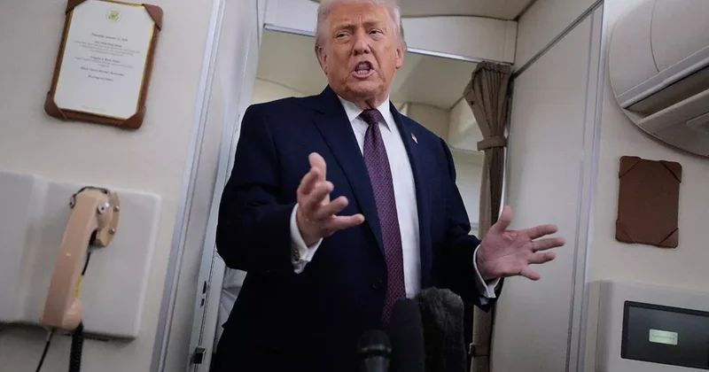 Трамп: Китай успешно и полностью захватывает Канаду