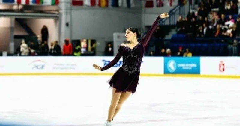 Azərbaycanlı fiqurlu konkisürən İtaliyada beynəlxalq yarışda gümüş medal qazandı