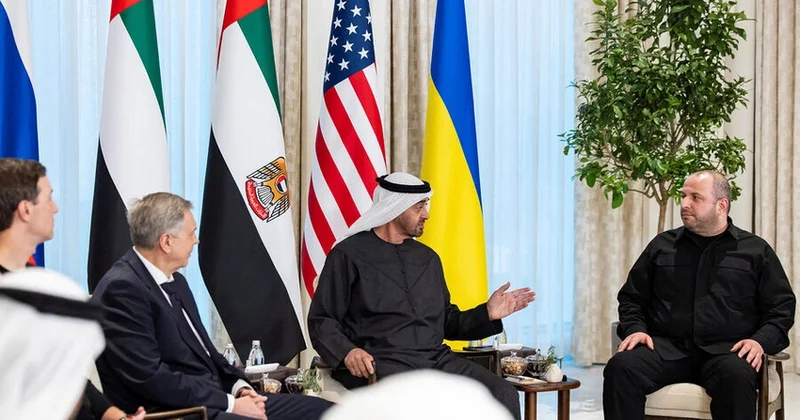 Экономика стала одной из главных тем переговоров России, США и Украины в Абу Даби