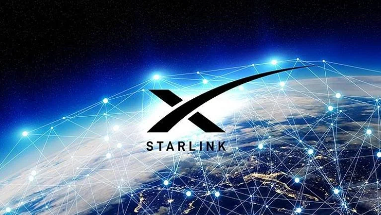 Маск хочет внедрить Starlink в систему авиарегулятора США