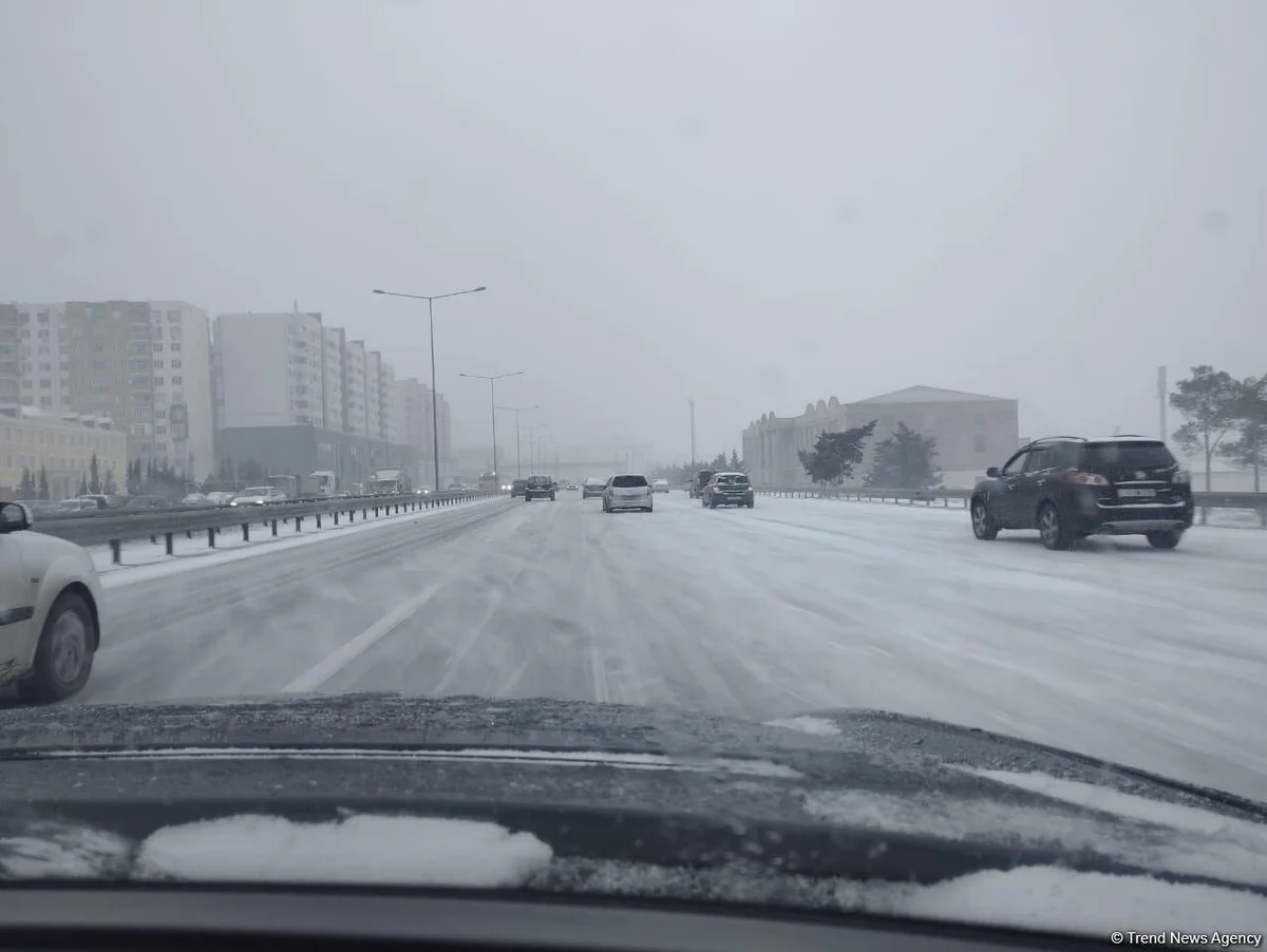 В Баку отложены автобусные рейсы по четырем междугородним маршрутам