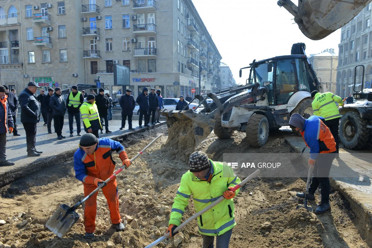 Heydər Əliyev prospektinin çökmüş hissəsində təmir işlərinə başlanılıb FOTO