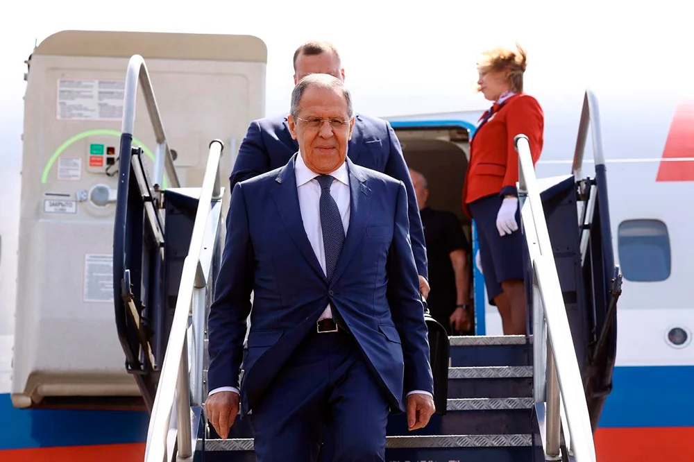 Lavrov Qətərə getdi