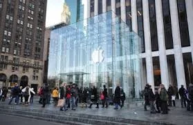 Apple, ABŞ da məhsullarının istehsalının inkişafı üçün 500 milyard dollardan çox xərcləyəcək