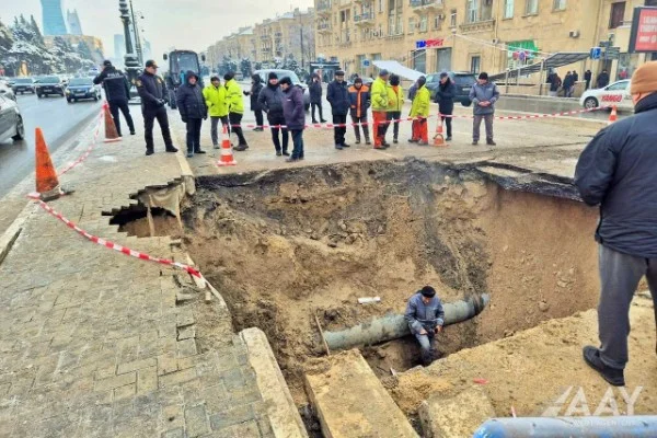 Bu səbəbdən Heydər Əliyev prospektində hərəkət məhdudlaşdırılıb FOTOLAR