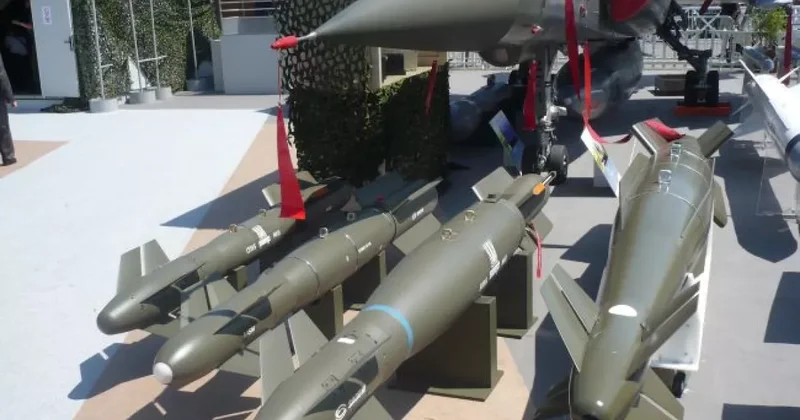 Франция передала Украине высокоточные авиабомбы AASM Hammer