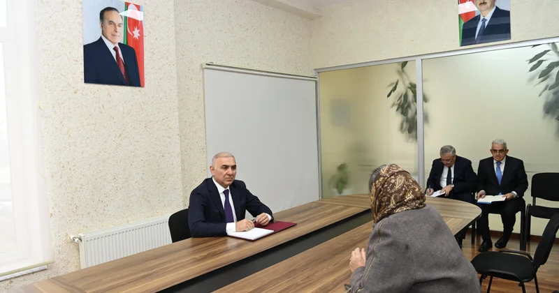 Габалинцы и огузцы пришли на прием к Вугару Ахмедову фото