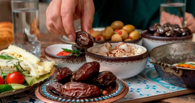 SN nin canlısında Ramazanda sağlam qidalanmadan danışılacaq