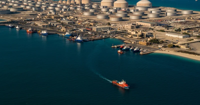Крупнейший терминал Саудовской Аравии приостановил экспорт сжиженного газа