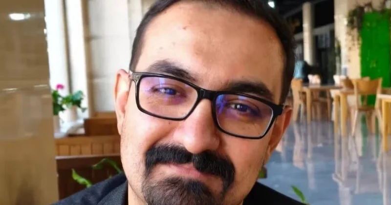 Zəncan Universitetinin professoru rejim cinayətlərinə etiraz etdiyinə görə dərs deməkdən məhrum edilib