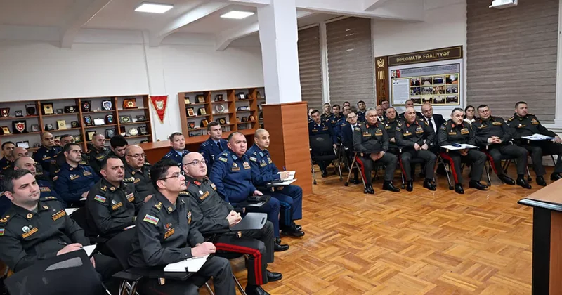 Делегация Минобороны России на переговорах в Азербайджане ФОТО