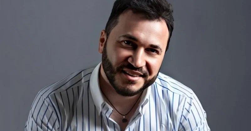 Azərbaycanlı müğənni döymələrini nümayiş etdirdi FOTOlar