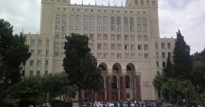 Академия наук готова исключить Мехтиева, но…