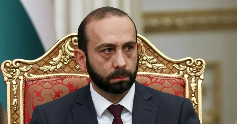 Mirzoyan Ərağçı ilə görüşündə Bakını ittiham etdi XİN dən cavab