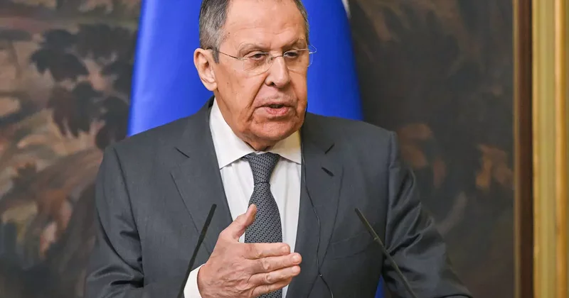 Lavrov: Qərb Ukrayna Silahlı Qüvvələrinin Rusiyaya böyük hücumuna “göz yumdu”