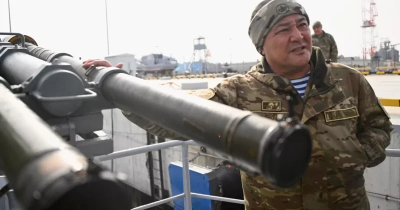 Проверка боеготовности кораблей ВМС Казахстана на Каспии: ФОТО