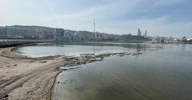 Xəzər geri çəkilir: Bakı buxtası ilə bağlı həyəcan siqnalı Fotolar