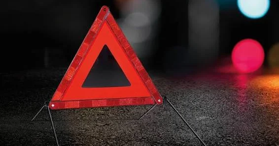 Gəncədə sürücü avtomobili aşırdı Yaralılar var