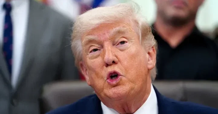 Трамп: Отмена поездки переговорщиков США не означает возобновления ударов по Ирану