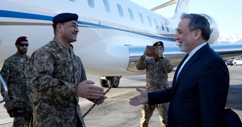 Pakistan ordusunun baş komandanı Əraqçı ilə görüşüb