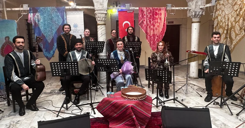 İstanbulda sözün nəfəsi, musiqinin ruhu Türk dünyası bir səhnədə