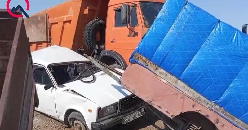 Ağcabədidə ağır qəza Ölən var, ata və övladları yaralıdır Fotolar