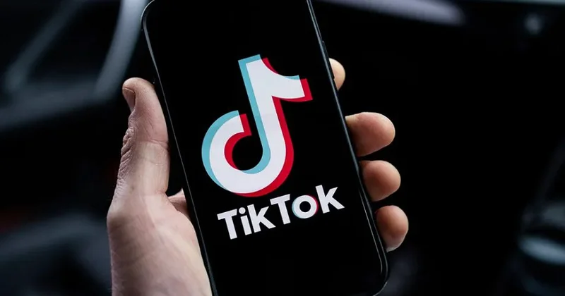 Tanınmış tiktoker həbs edildi FOTO