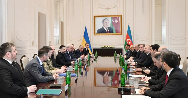 В Габале проходит встреча Алиева с президентом Украины в расширенном составе
