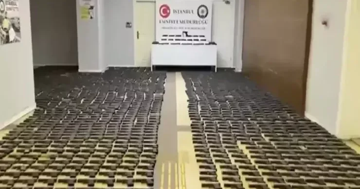 İstanbulda torpağın altından minlərlə silah hissəsi tapıldı: tarixi rekord