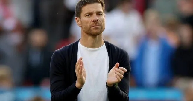 Xabi Alonso rəsmən “Real”da!