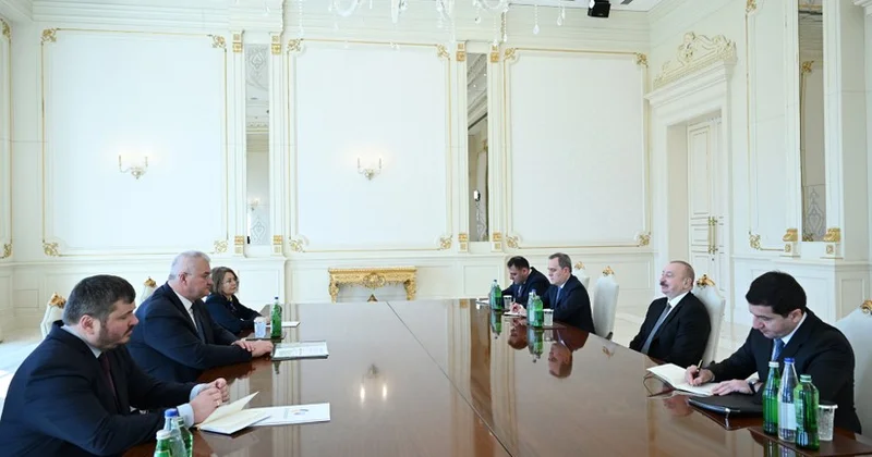 Президент Ильхам Алиев принял министра иностранных дел Украины Андрея Сибигу