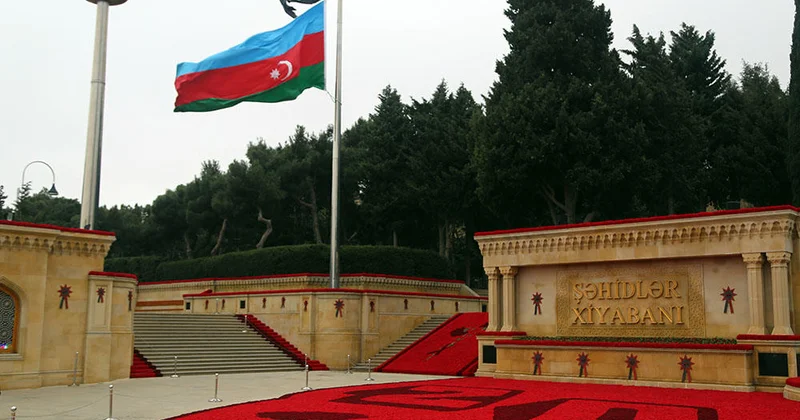 Sibiqa Şəhidlər xiyabanını ziyarət etdi