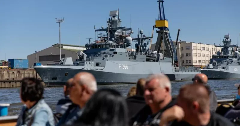 ВМС Германии не могут получить фрегаты