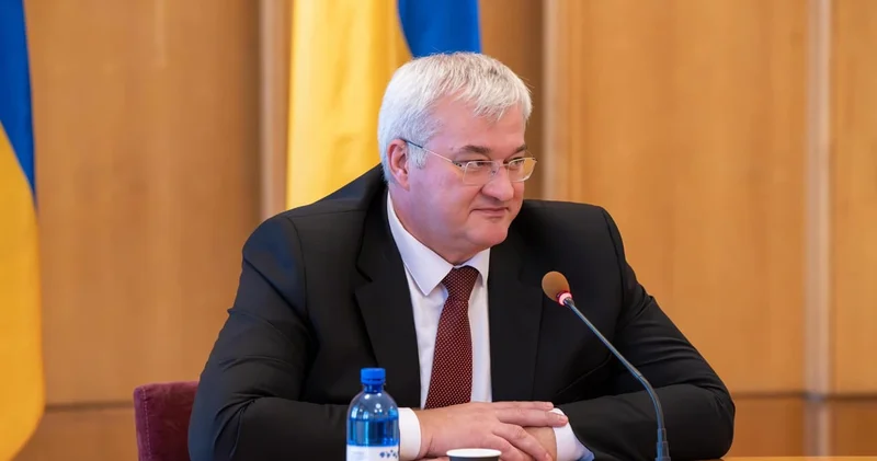 Сибига заявил в Баку о заинтересованности в завершении конфликта с Россией
