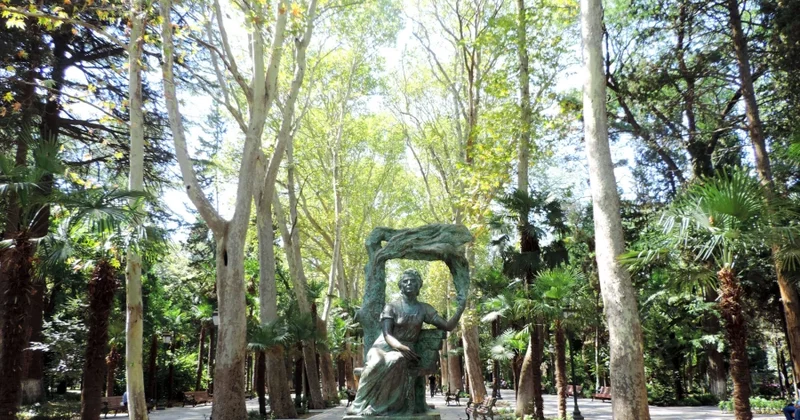 Gəncənin “Xan bağı” “bağlar xanı”