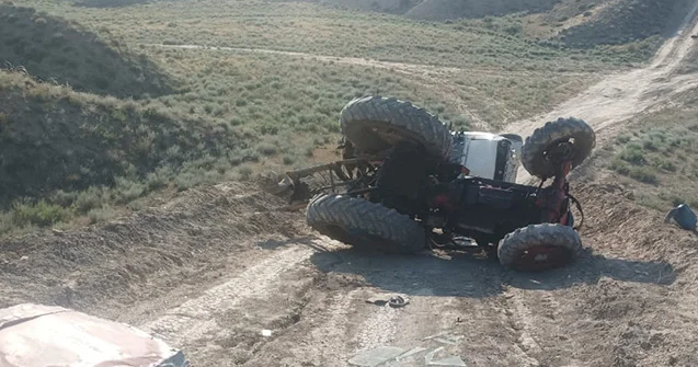 Traktor digər maşına köməyə getmişdi, özü aşdı Ölən və yaralı var